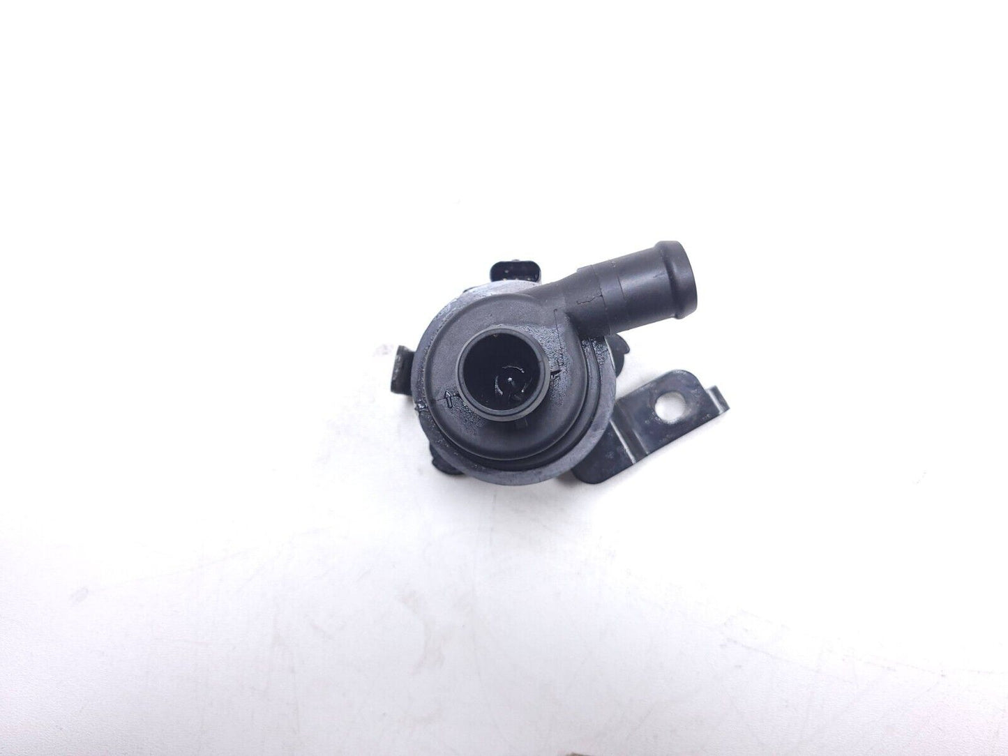 18 - 21 Chevrolet Equinox Coolant Cooling Auxiliary Water Pump 23463177 1.5l OEM