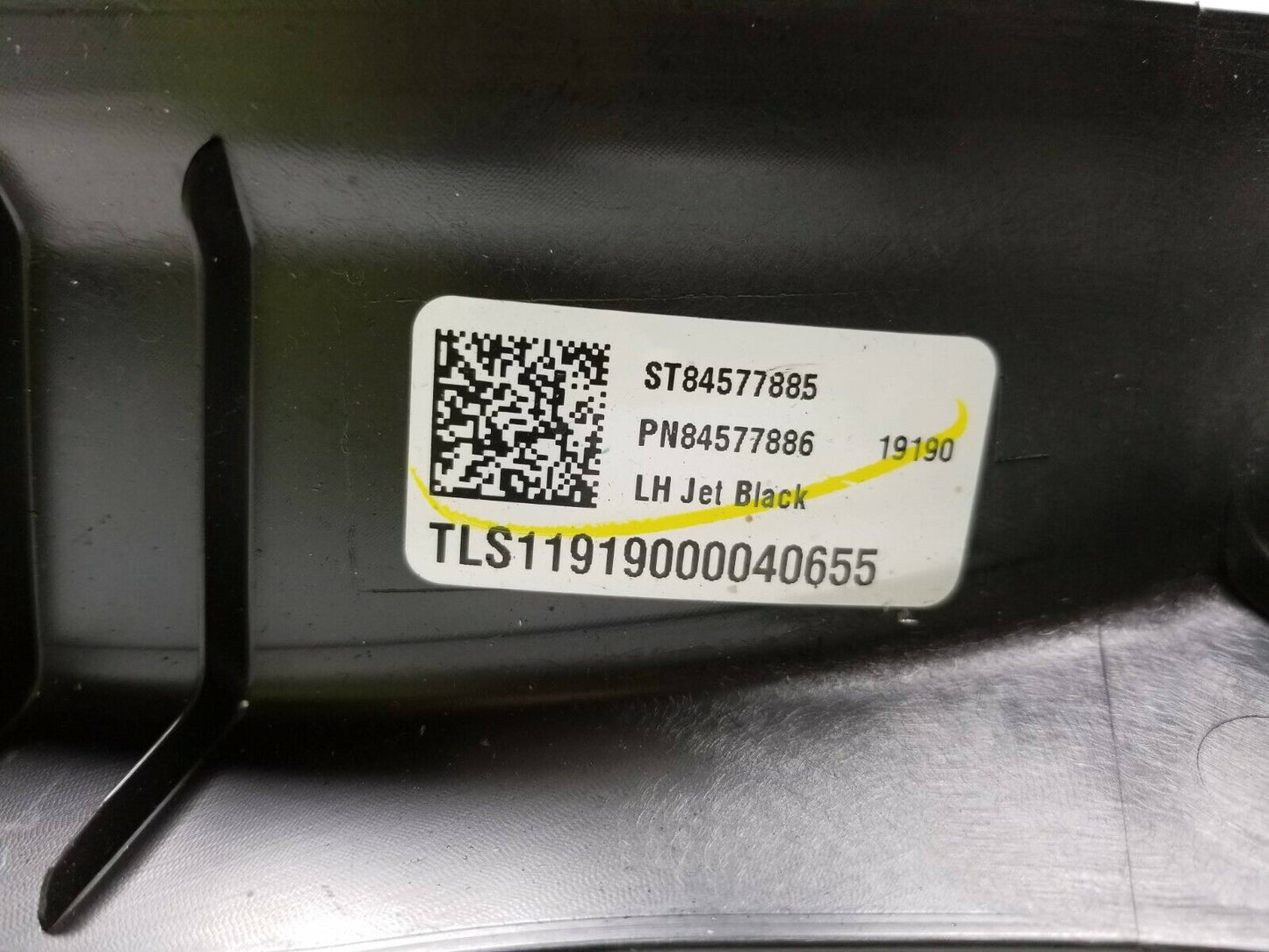 19 20 Chevrolet Blazer Left Driver Side Lower B Pillar Trim Panel OEM 11k Miles