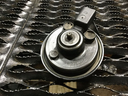 03 04 05 06 Porsche Cayenne Horn Signal 6n0951223a OEM