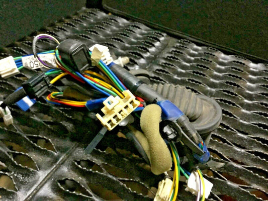 04 05 06 07 08 09 Toyota Prius Front Right Passenger Door Wire Harness   OEM