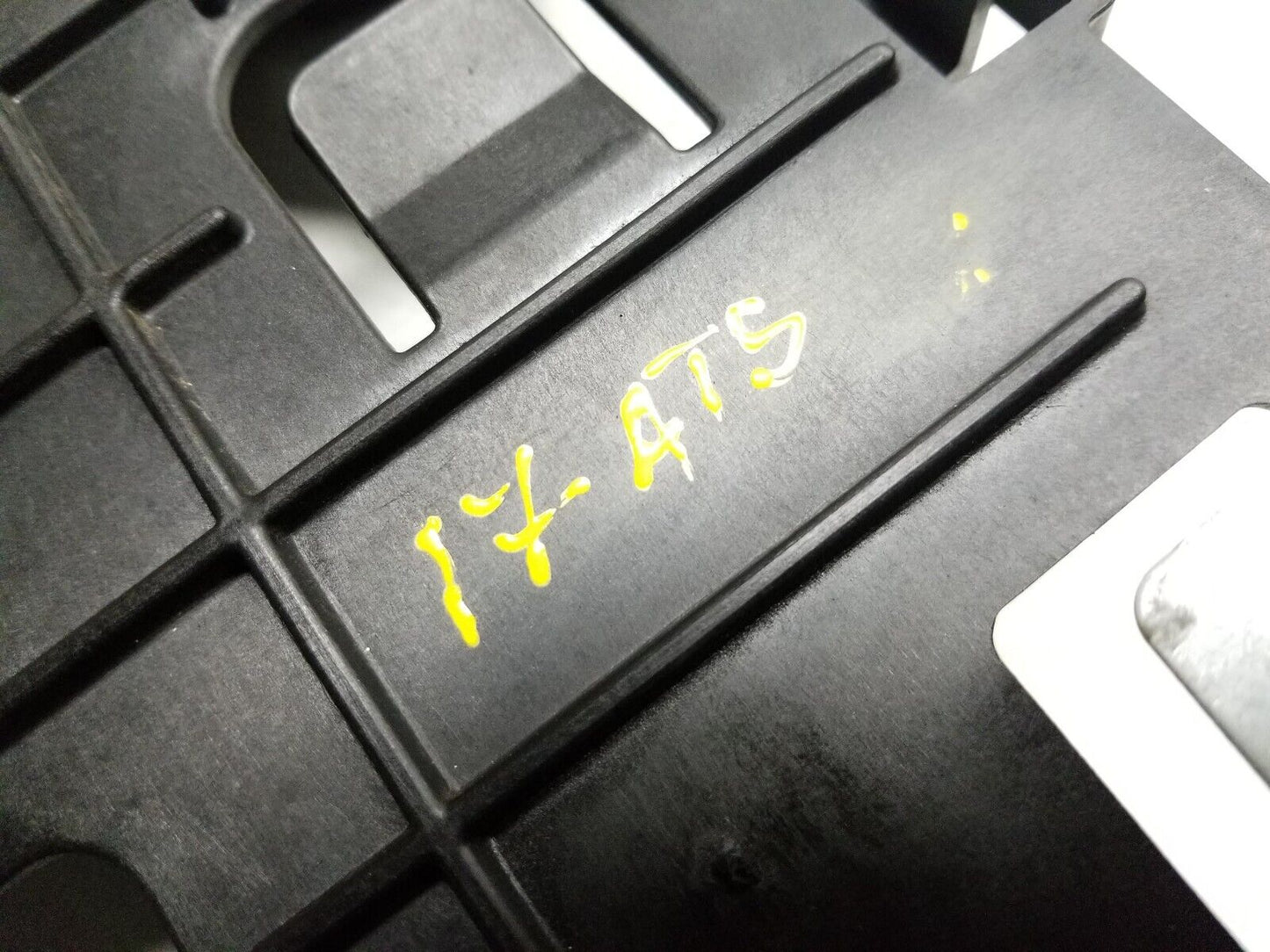 2017 2018 Cadillac Ats Ecu Ecm Engine Control Module Computer 12681528 2.0l OEM