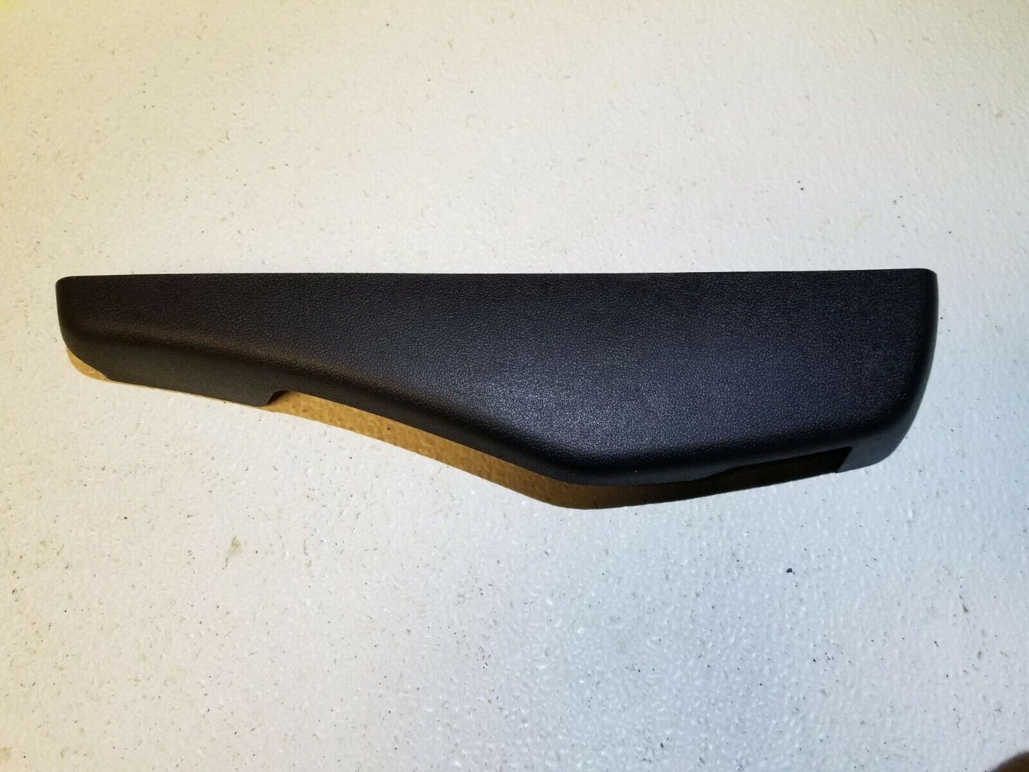 14 15 16 Buick Lacrosse Front Right Passenger Seat Side Trim Cover OEM 60k