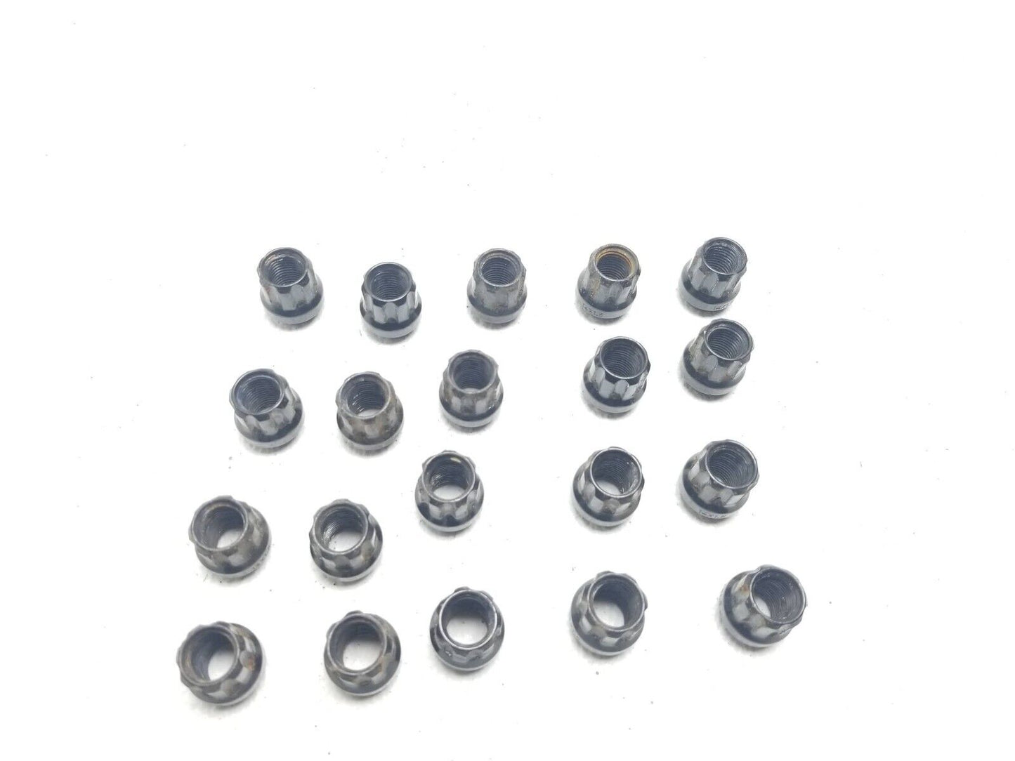 16 17 18 19 20 Chevrolet Wheel Lug Nut 20pcs OEM 47k Miles