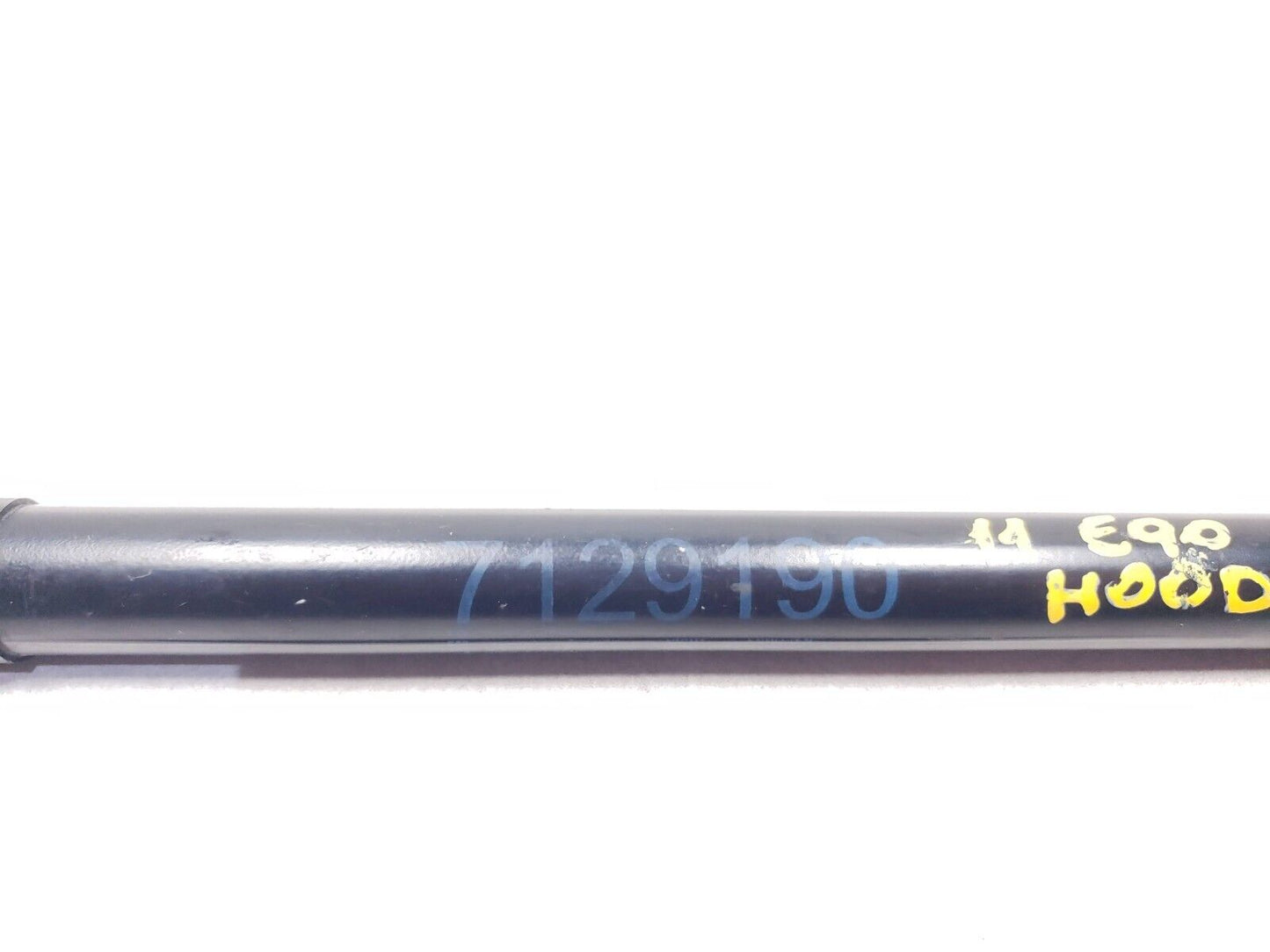 06 - 08 BMW E90 E91 Front Hood Support Hinge Holder Shock Strut 7129190 OEM