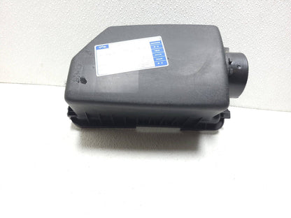 14 15 16 Hyundai Elantra Air Filter Cleaner Housing 1.8l OEM Sdn