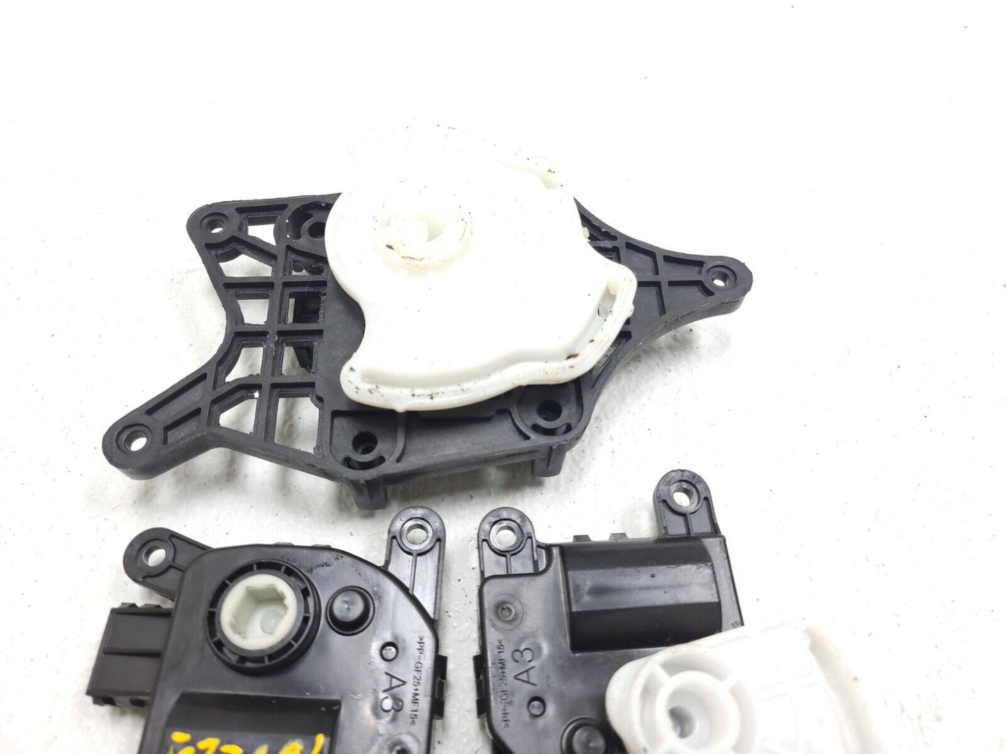 13 14 15 16 Hyundai Veloster HVAC AC Heater Blend Door Actuator 3pcs OEM
