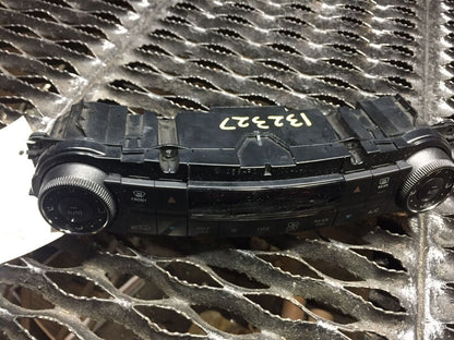 2006 - 2011 W219 Mb Cls550 A/c Heater Climate Temperature Control OEM #35 101k