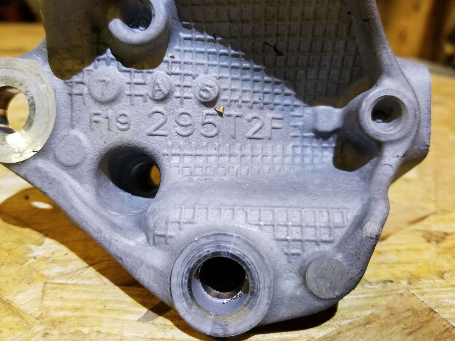 15 16 17 Acura TLX 2.4l Front Left Driver Engine Mount Bracket Support OEM