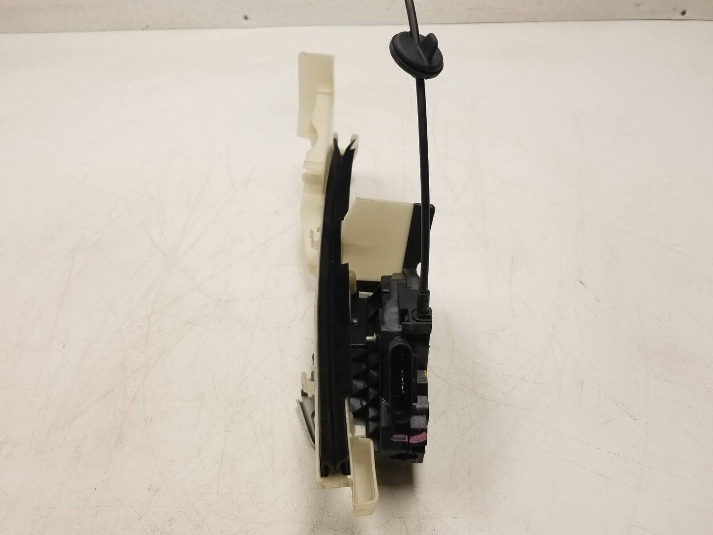 17 18 19 Ford Escape Door Lock Latch Actuator Front Right Passenger Side OEM