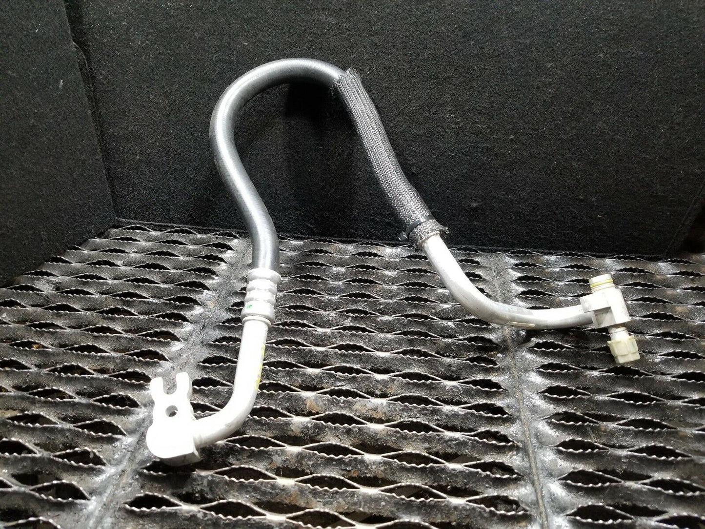 14 15 16 Fiat 500 Abarth A/c Suction Hose Pipe Line OEM 12k