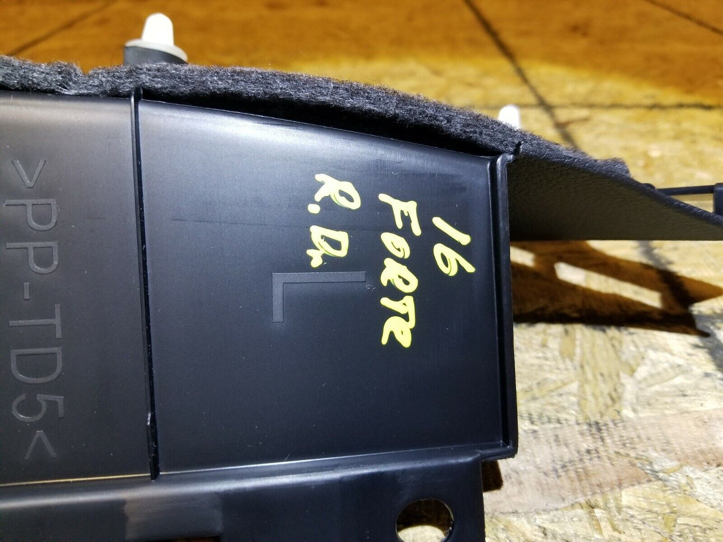 14 15 16 Kia Forte Rear Left Driver Side Scuff Plate Trim OEM 27k