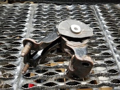 11 12 13 14 15 Lexus CT200h Rear Engine Motor Mount OEM