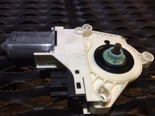 05 06 07 08 Audi A6 C6 Front Right Passenger Side Power Window Motor OEM