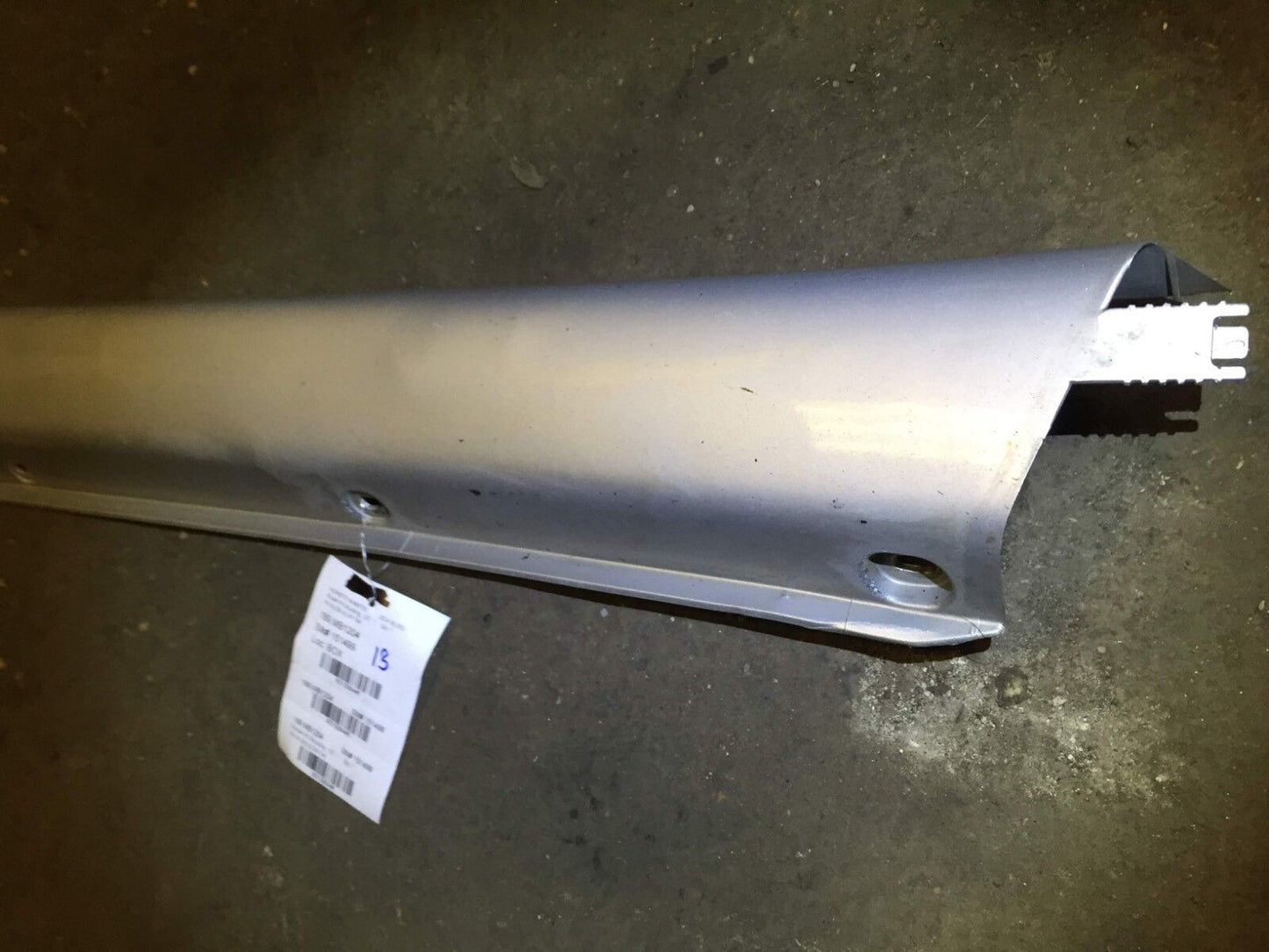 00 01 02 03 04 05 Mercedes Ml350 Right Passenger Rocker Panel Skirt Molding OEM