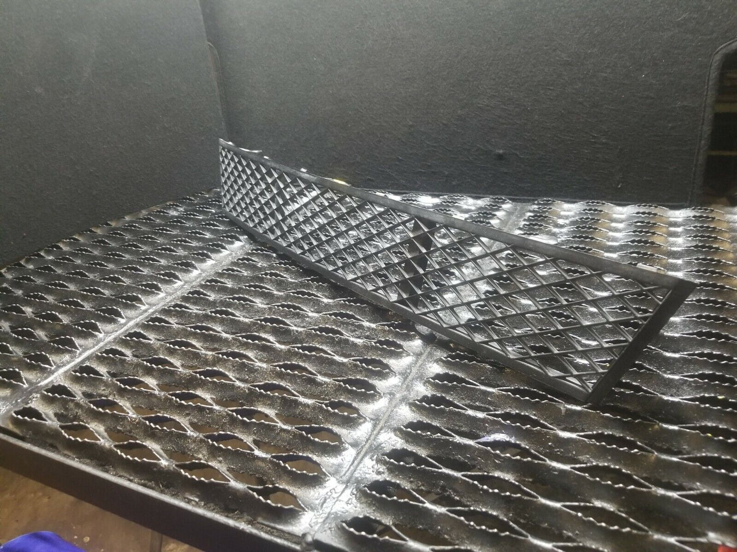 2009 - 2013 BMW F10/f11 Front Center Lower Bumper Grille OEM #106