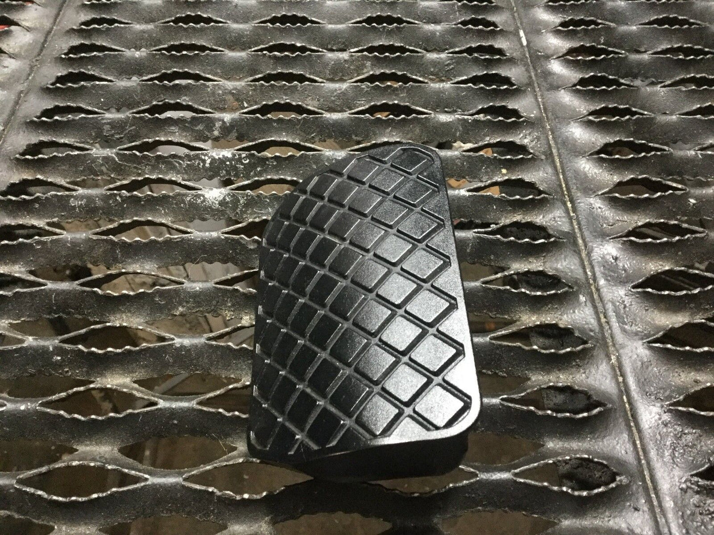 05 06 07 08 Audi A4 Break Pedal Cover OEM