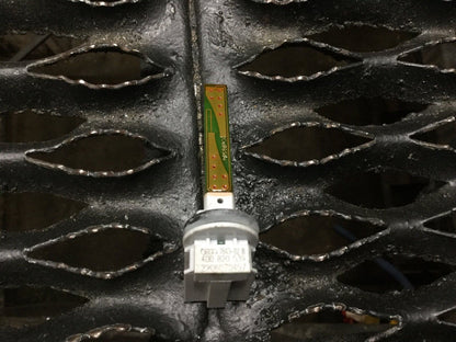 04 05 06 07 08 Audi A4 Air Climate Temperature Sensor OEM