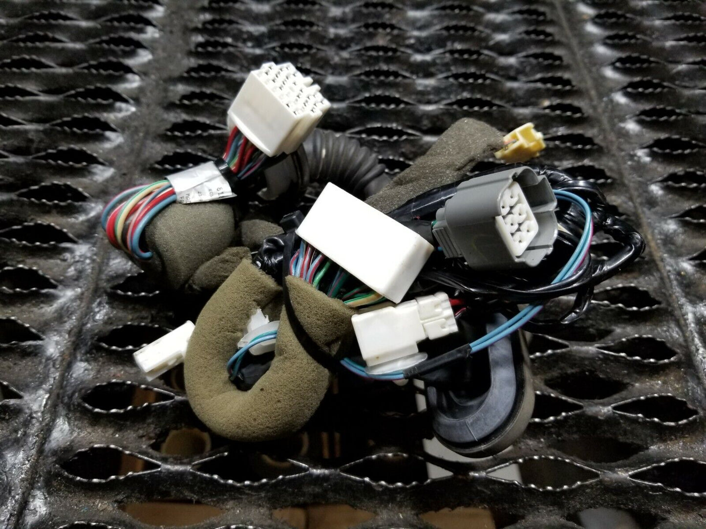 10 11 12 13 14 Subaru Legacy Front Left Driver Door Wire Harness OEM