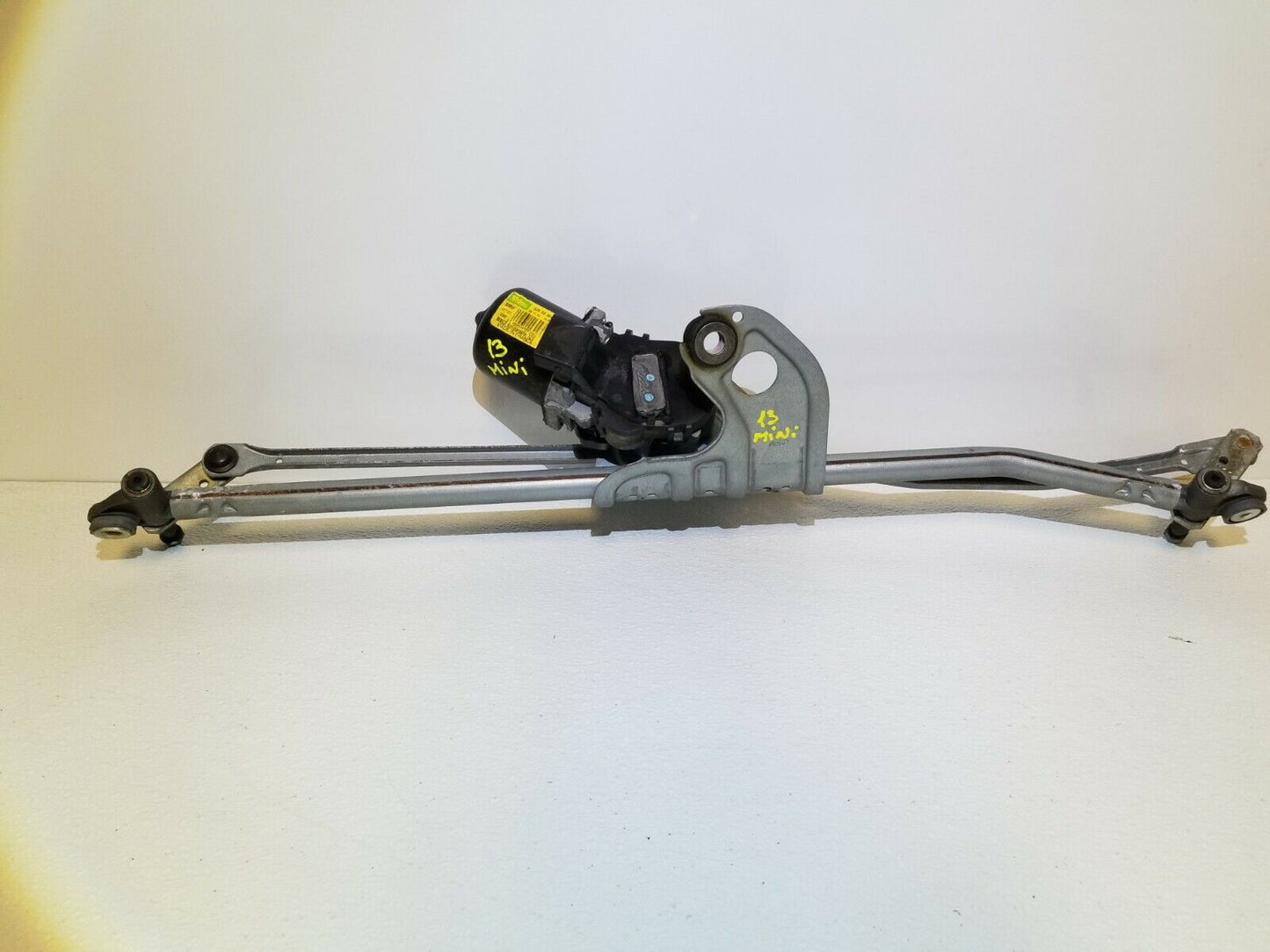 10 11 12 13 Mini Cooper R56 Windshield Wiper Motor W/ Linkage Transmission OEM