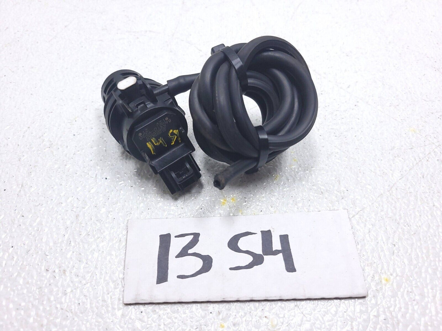 13 14 15 16 Audi A4 S4 Windshield Washer Pump 860310-9220 OEM