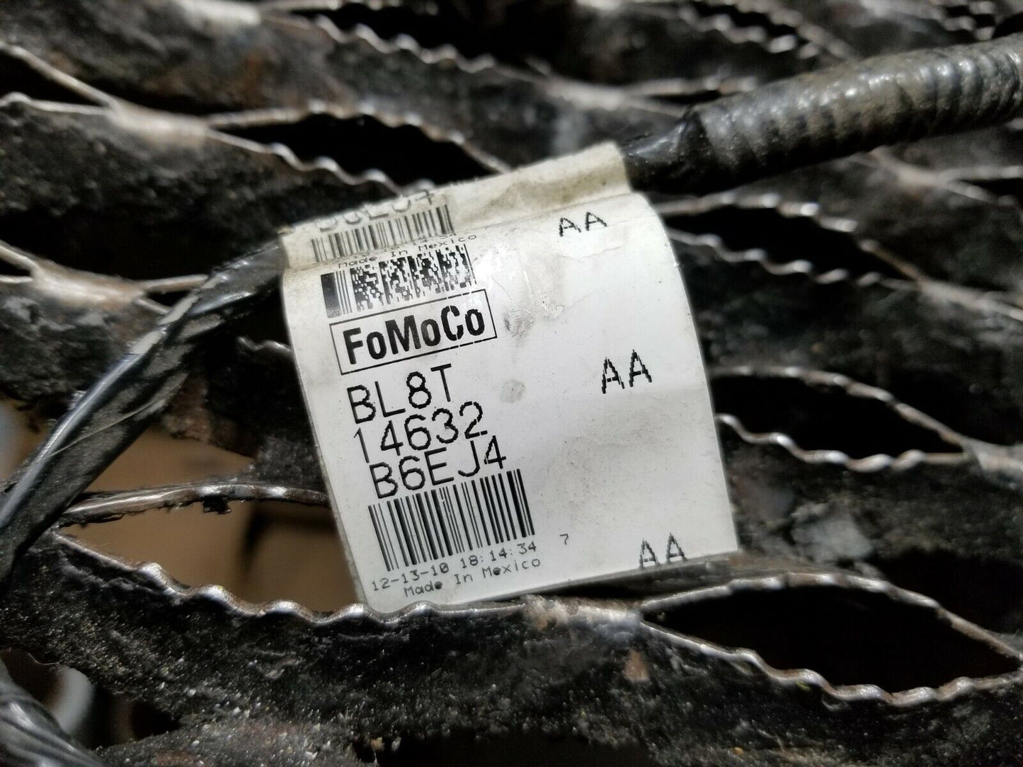 2008 - 2012 Ford Escape Rear Door Wire Harness Driver Side Left OEM