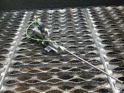 2006 2009 BMW 5er E60 525i 530i Fuel Tank Door Actuator Motor OEM