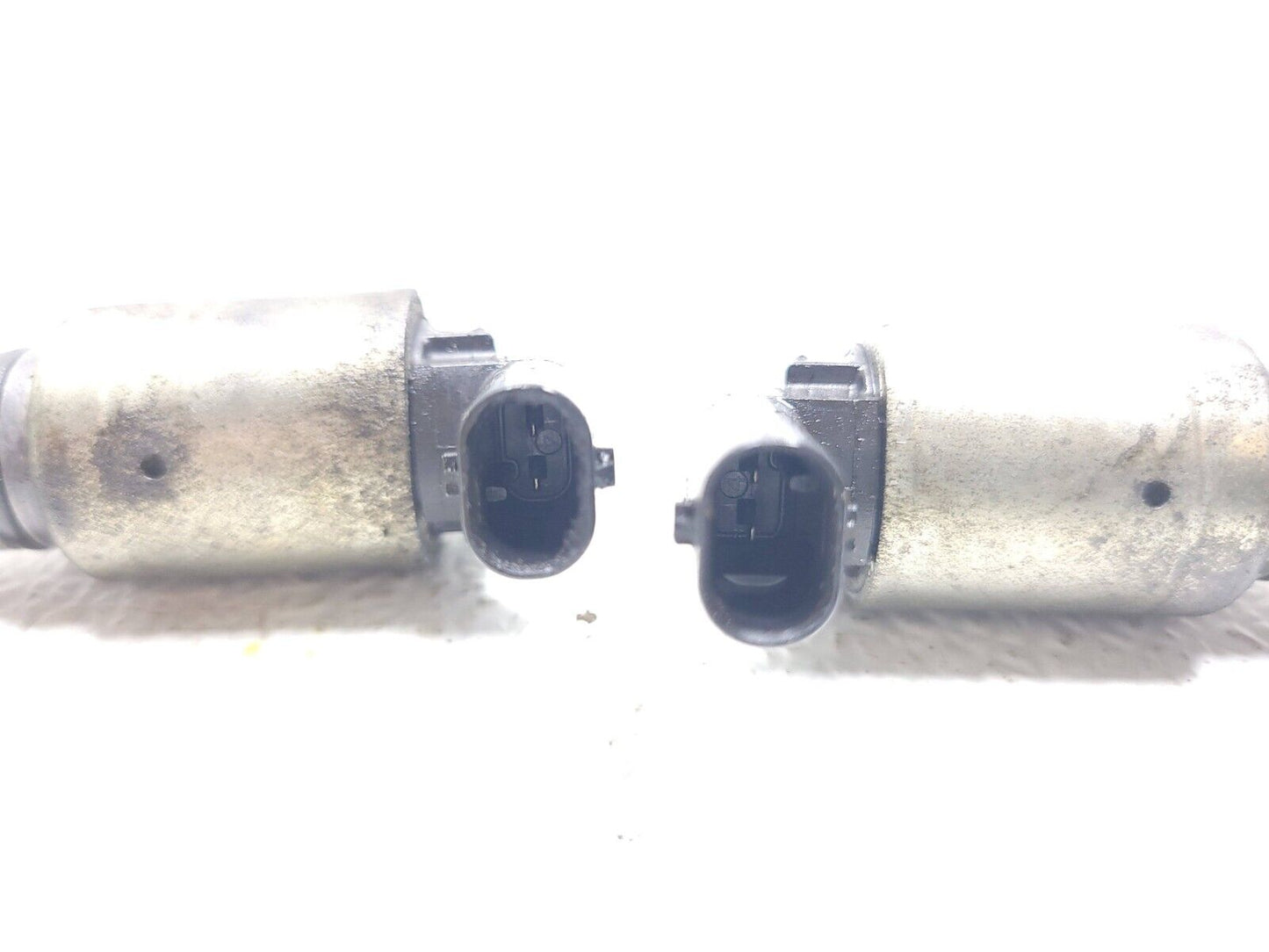 13 14 15 16 Audi A4 S4 Camshaft Vvt Solenoid Valve Pair OEM