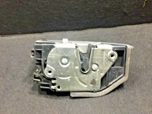 06 07 08 09 10  BMW X3 E83 Front Right Passenger Side Door Lock Actuator OEM D34