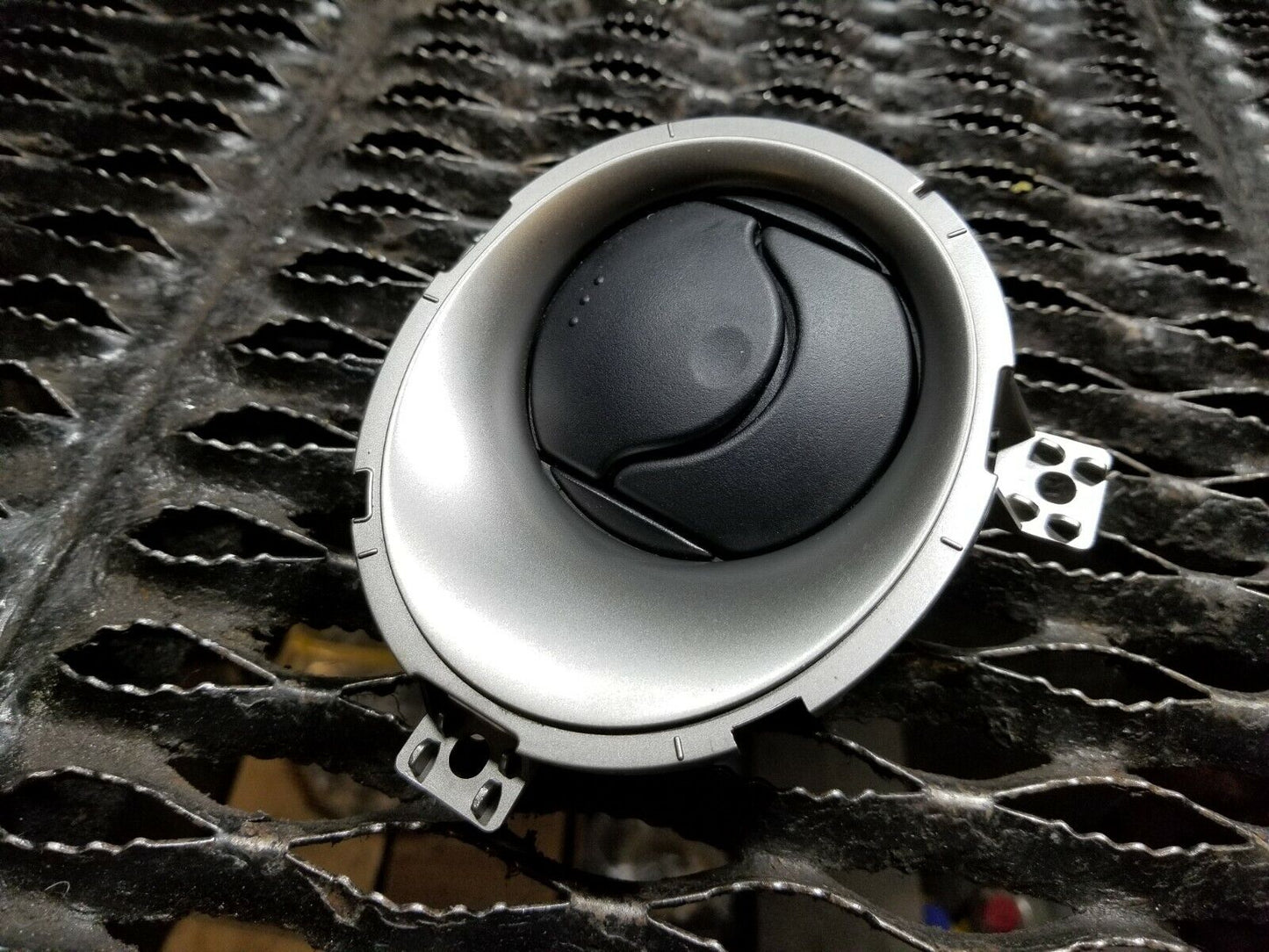 11 12 13 14 Nissan Juke Dash Air Vent Left Driver Side OEM