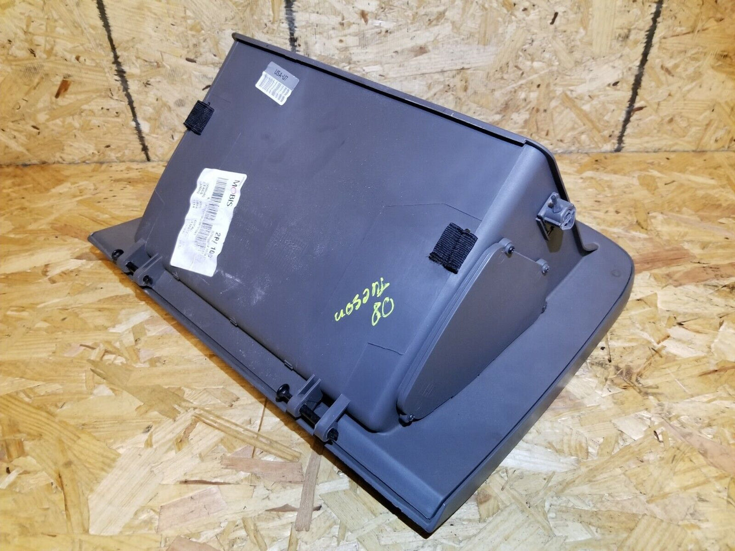 07 08 09 Hyundai Tucson Glove Box OEM 89k