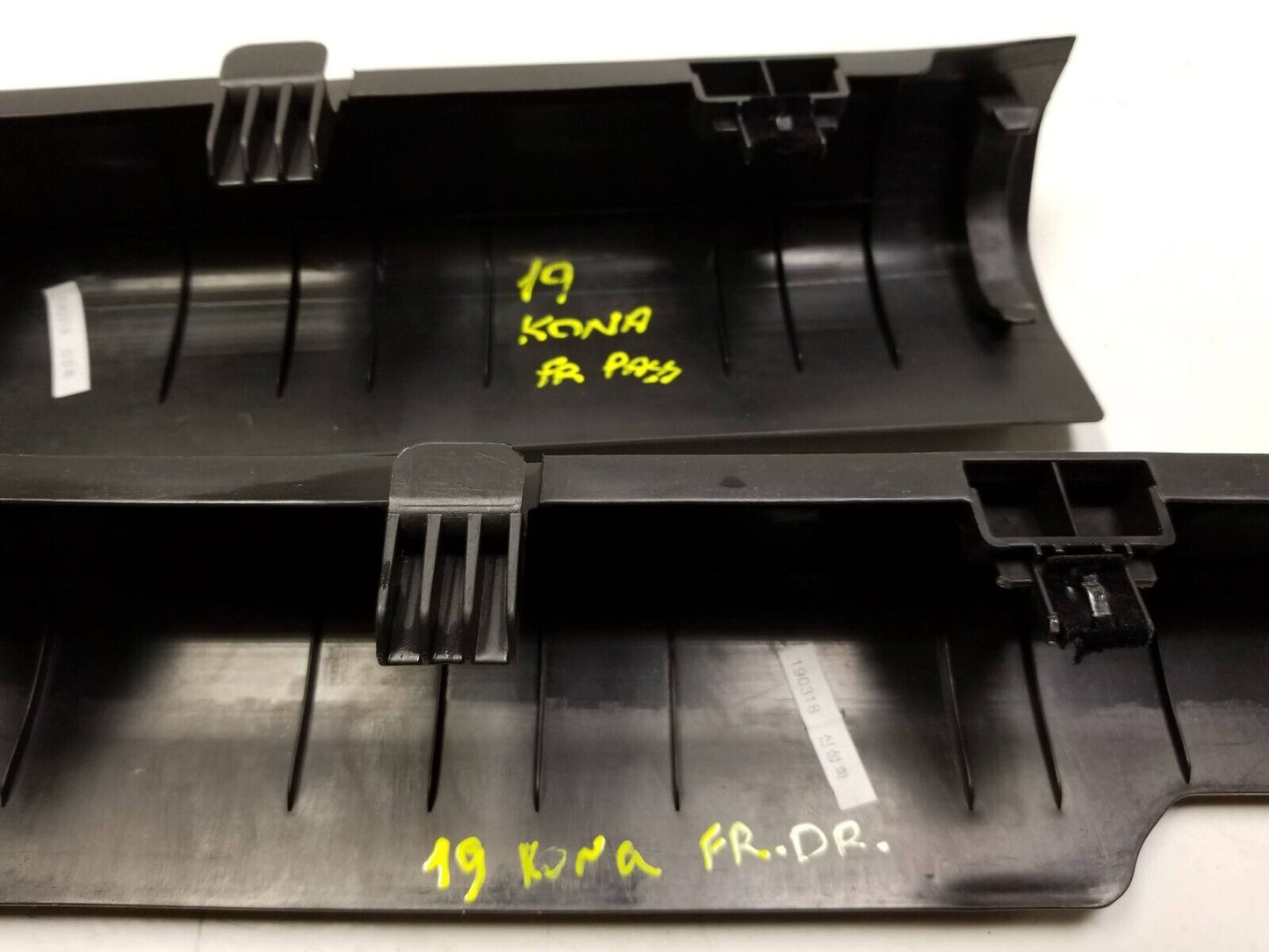 18-21 Hyundai Kona Front Door Sill Scuff Plate Cover Trim Pair OEM 29k Miles