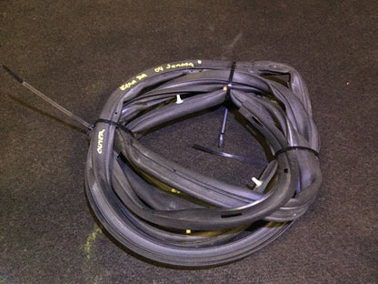 06 07 08 09 10 Hyundai Sonata Rear Driver Door Outer Weatherstrip Seal OEM D12