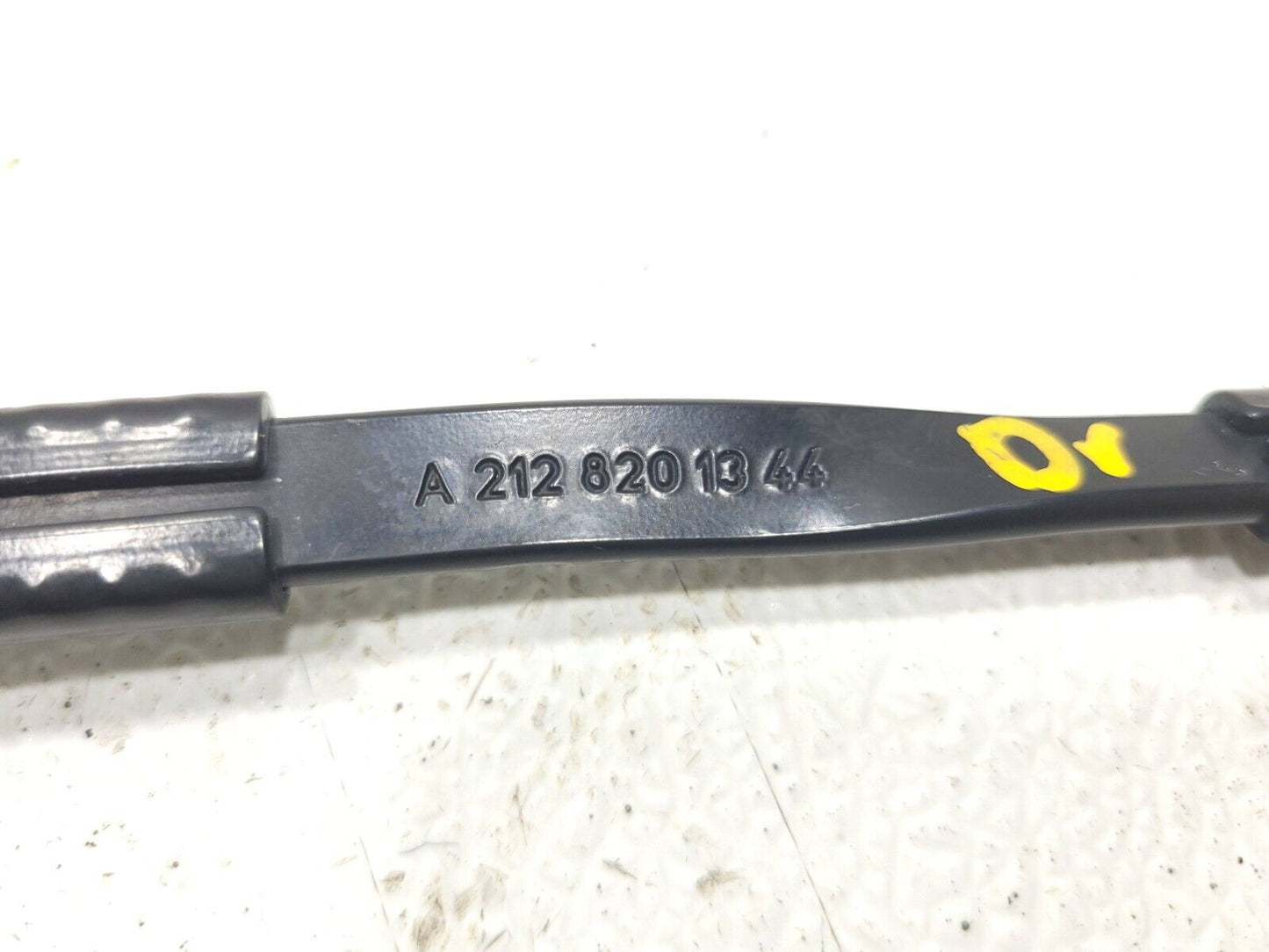 11 - 16 Mercedes E350 W212 Windshield Wiper Arm Left Driver Side A2128201344 OEM