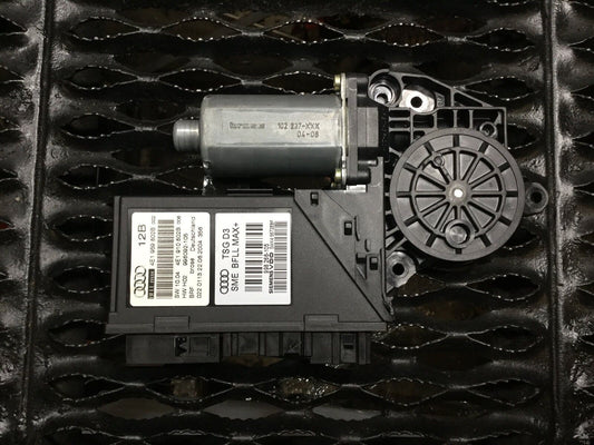 03 04 05 06 07 Audi A8 Front Right Passenger Door Window Motor OEM