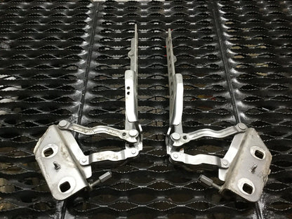 04 05 06 07 08 09 Audi A8 D3 Right & Left Hood Hinge Pair OEM