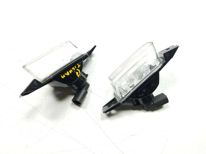 12 13 14 15 16 17 VW Tiguan Rear License Plate Light Lamp Pair OEM 43k Miles