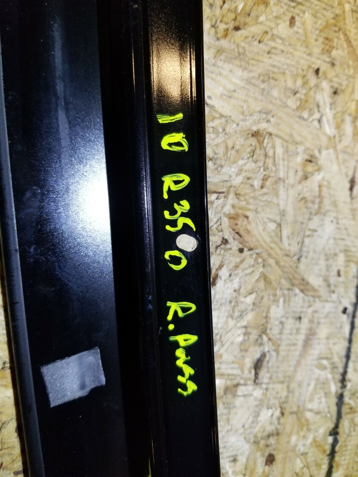 07 08 09 10 Mercedes R350 Rear Right Pass Door Molding Trim C Pillar OEM