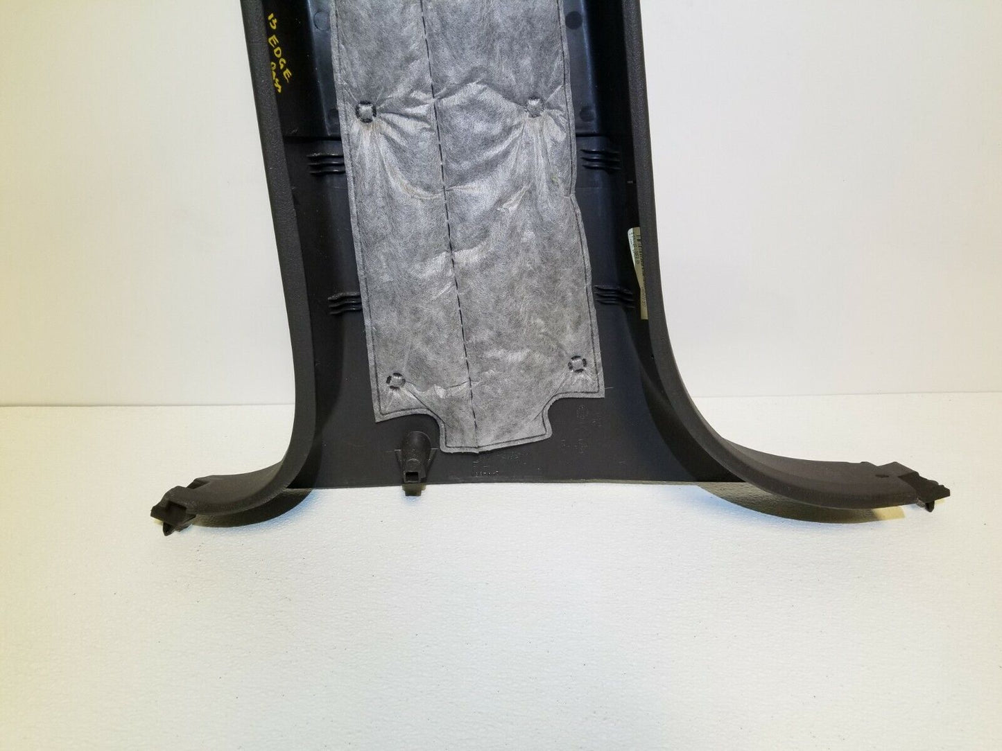 11 12 13 14 Ford Edge Right Pass Door Lower B Pillar Trim Panel OEM 43k Miles