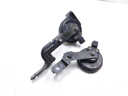14 15 16 17 Hyundai Elantra Gt Horn Signal Pair OEM