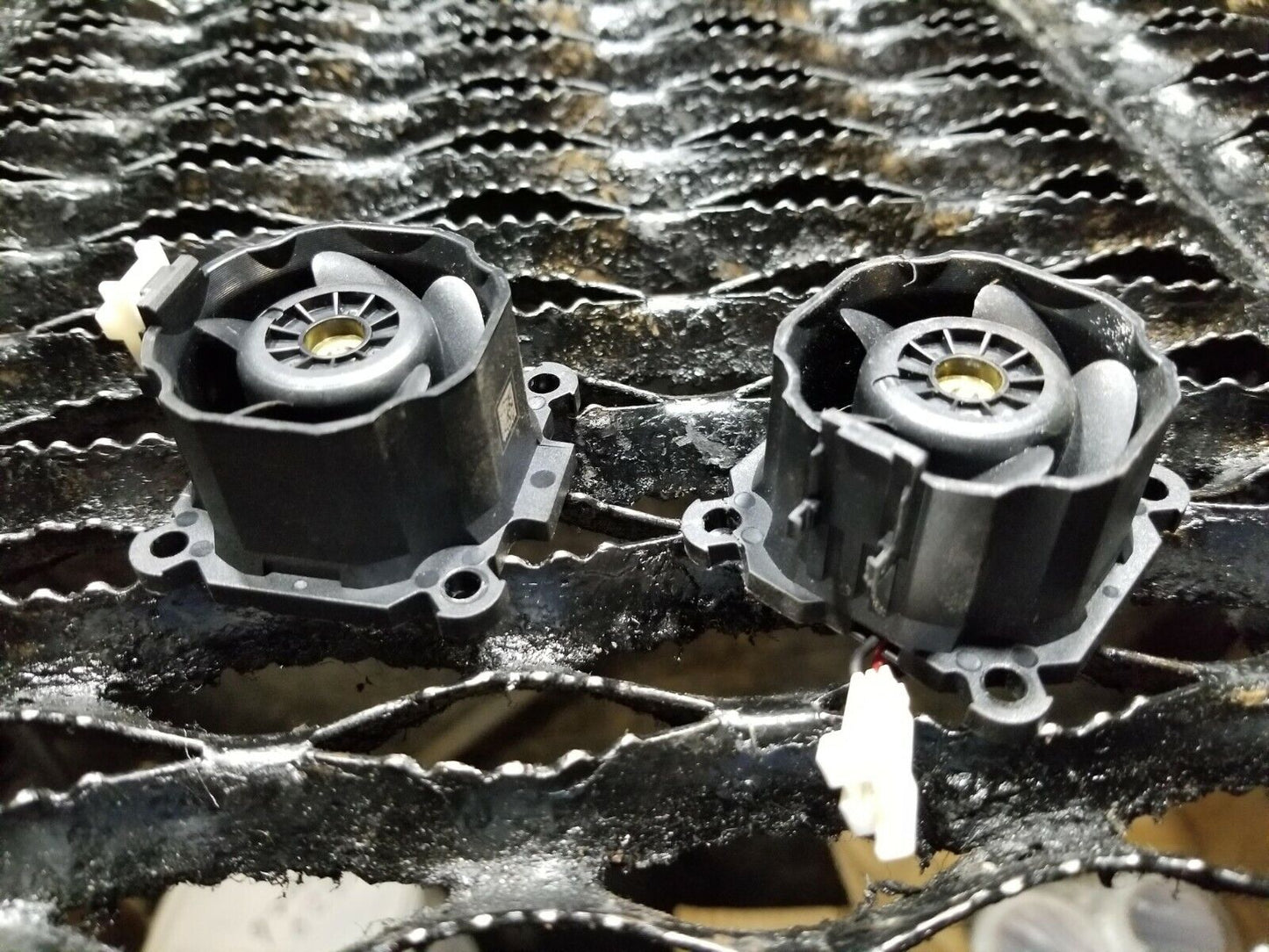 16 17 18 Nissan Sentra Cooling Fan For Led Headlight (pair) #200.155-00 OEM 8k