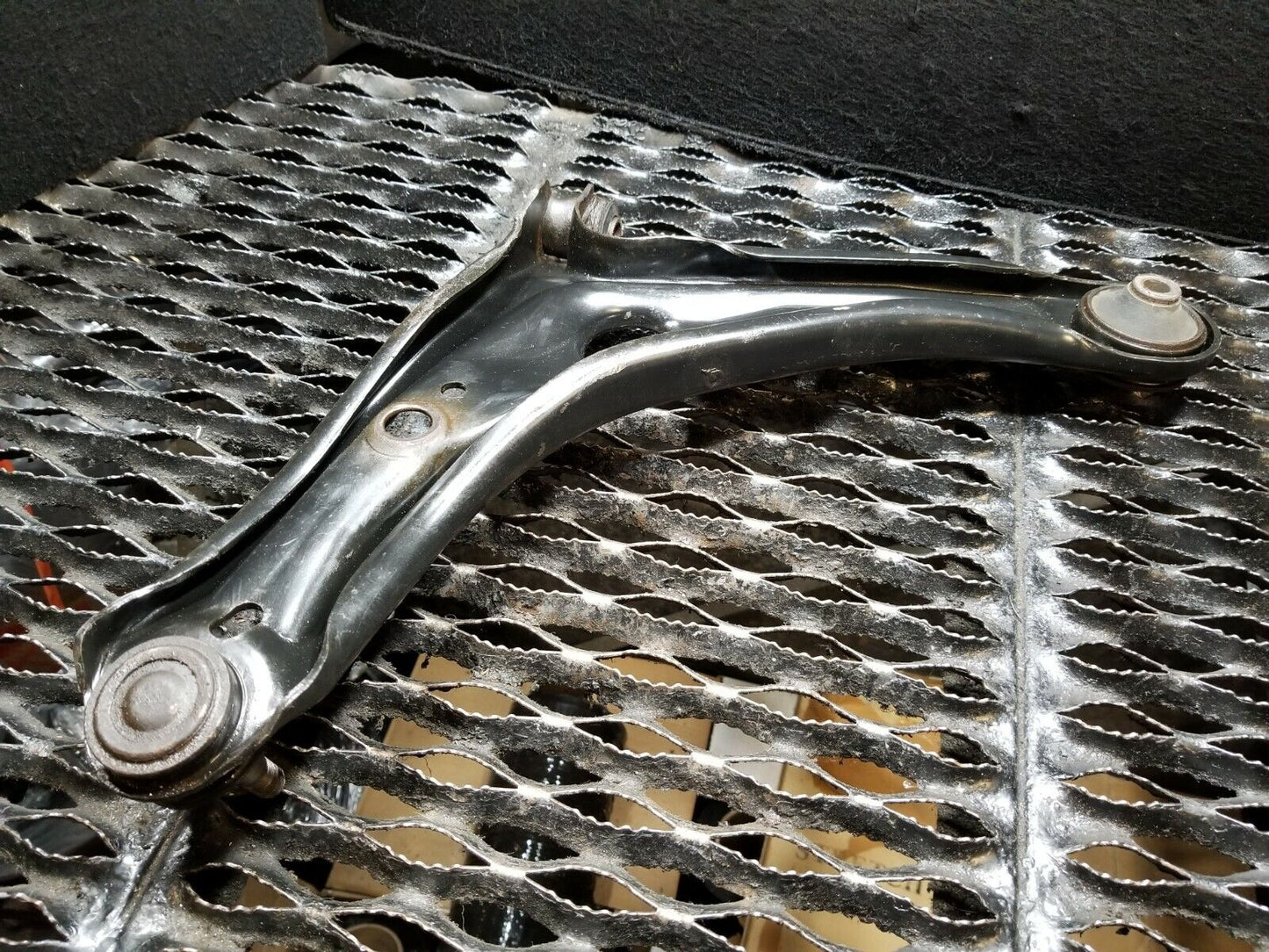 2004 2005 2006 Scion Xa Front Right Passenger Side Lower Control Arm OEM