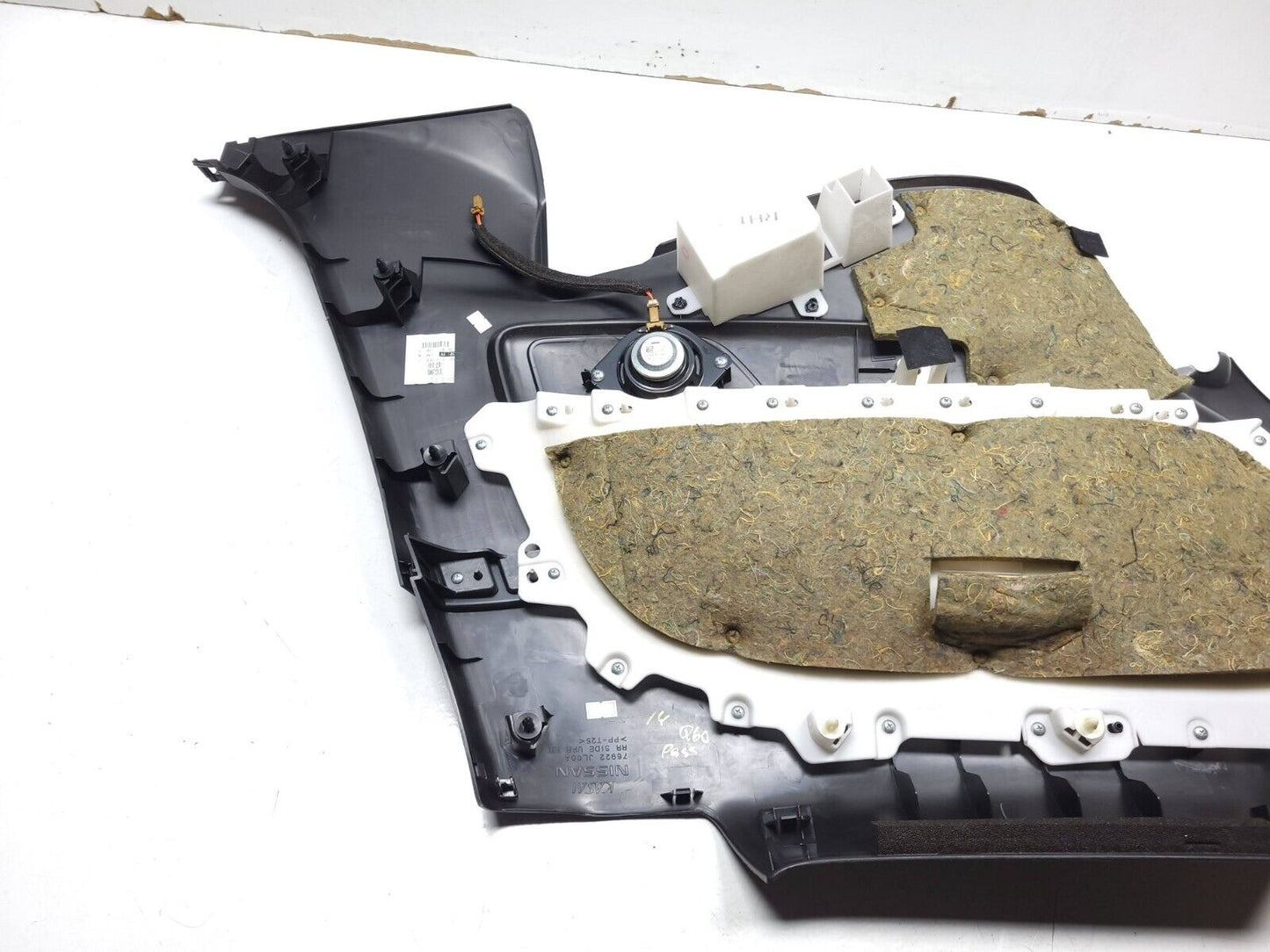 2014 2015 Infiniti Q60 Coupe Rear Quarter Panel Trim Passenger Side Right OEM