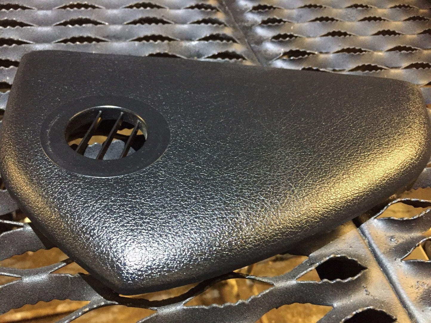 05 06 07 08 Audi A6 C6 Right Fuse Box Dash Cover Panel OEM 4f0857086c