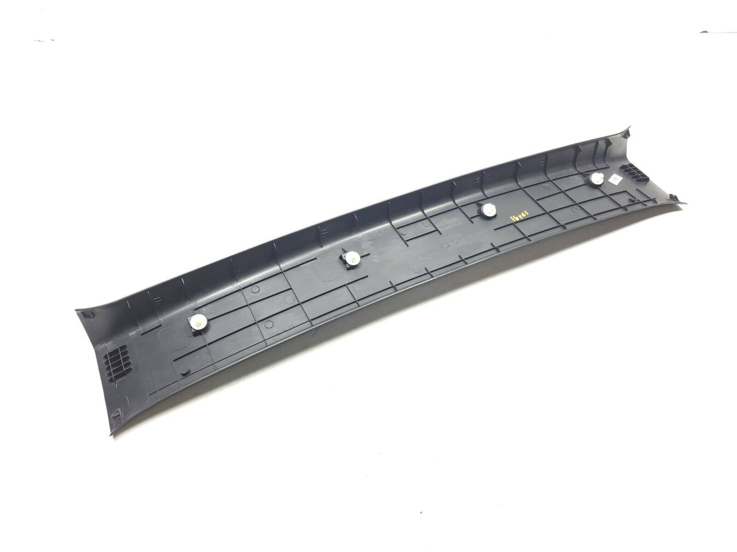 12 13 14 15 16 Hyundai Veloster Rear Center Tailgate Trim 81715-2v000 OEM