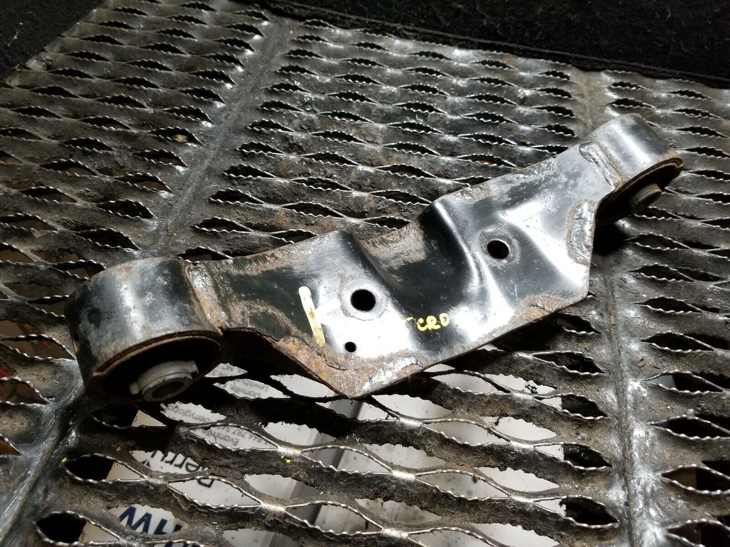 13 14 15 Subaru Xv Crosstrek Rear Differential Mount Bracket OEM