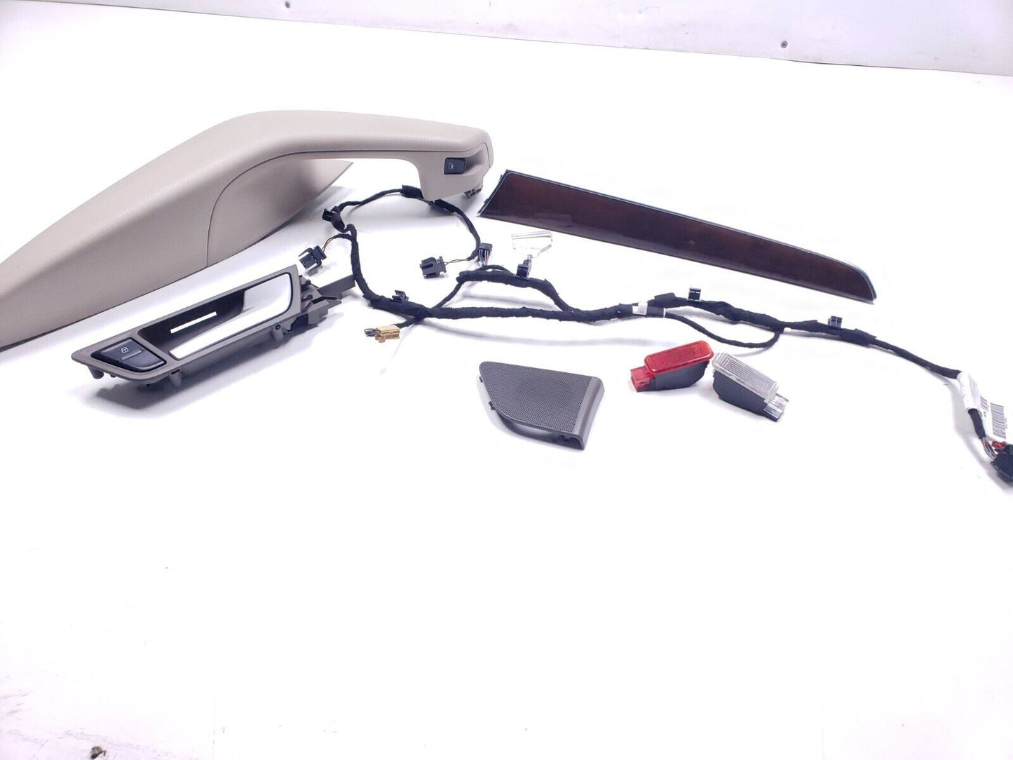 2009-2012 Audi Q5 Rear Door Panel Trim Passenger Side Right OEM