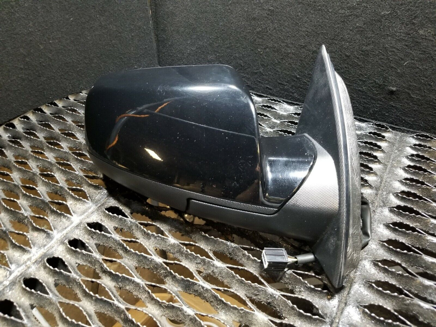 11 2011 Chevrolet Equinox Passenger Right Door Side View Mirror OEM #116