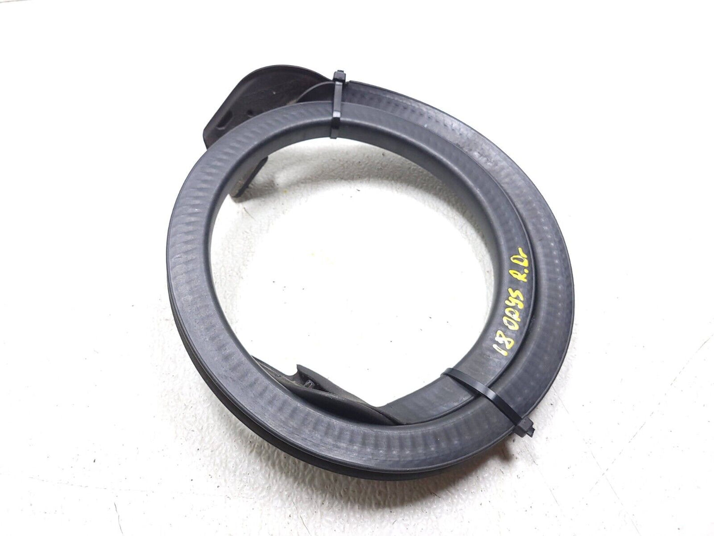 18 19 20 21 22 Honda Odyssey Weatherstrip Seal Rear Left Driver Side OEM