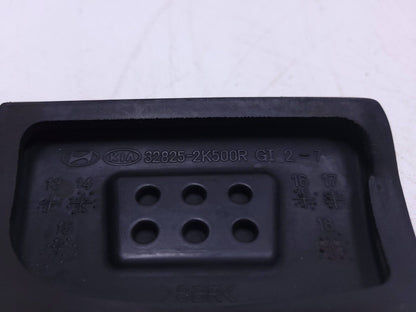 20 21 22 Hyundai Venue Brake Pedal Rubber Pad 32825-2k500r OEM