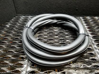 14 15 16 17 Jeep Cherokee Rear Door Weatherstrip Seal Passenger Side Right OEM